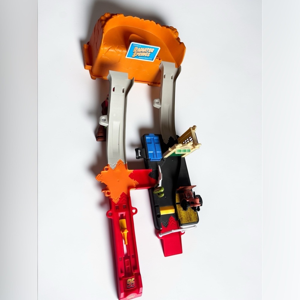 Disney Cars Radiator Springs Pixar Track Toy Set